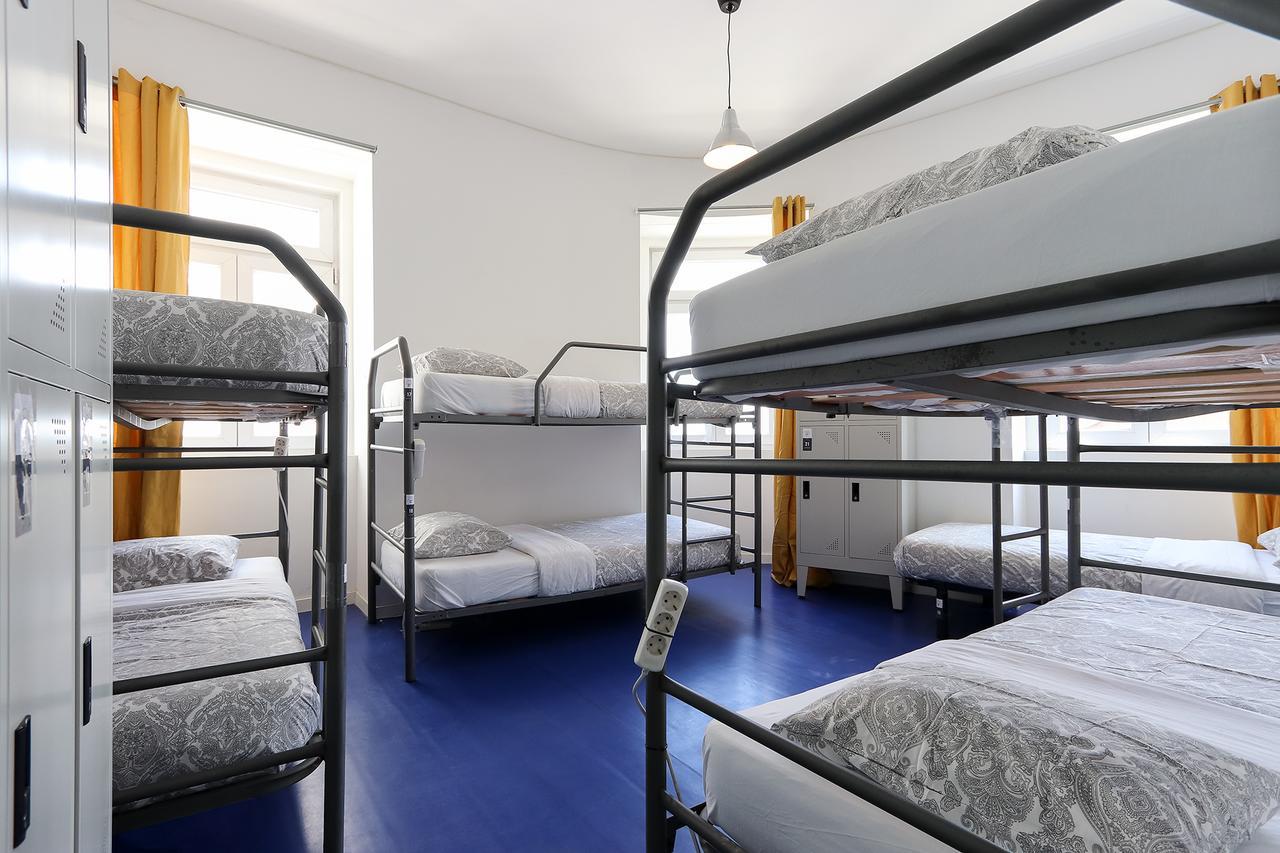Kab+1 Hostel Lisboa Extérieur photo