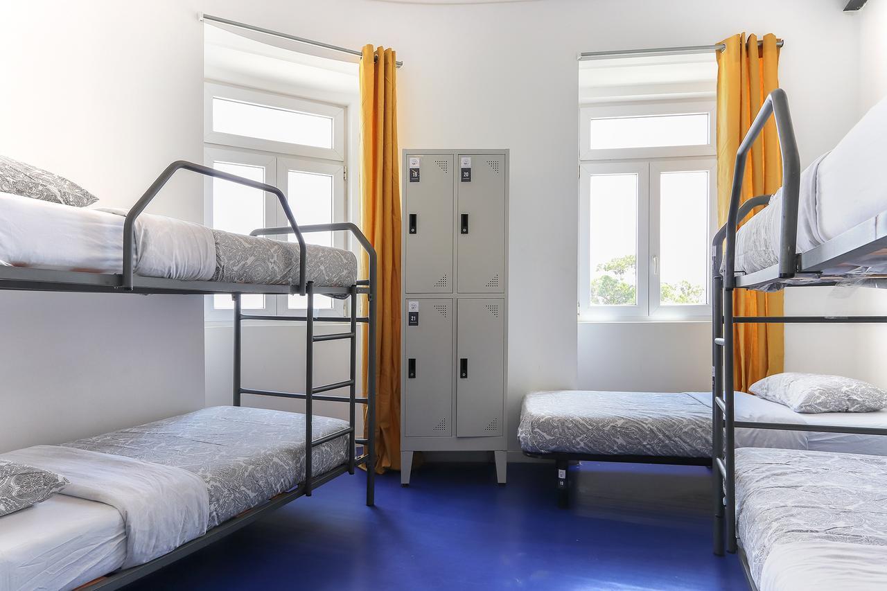 Kab+1 Hostel Lisboa Extérieur photo